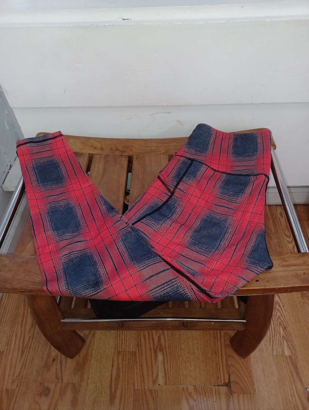 Red Plaid Print Active Bottoms